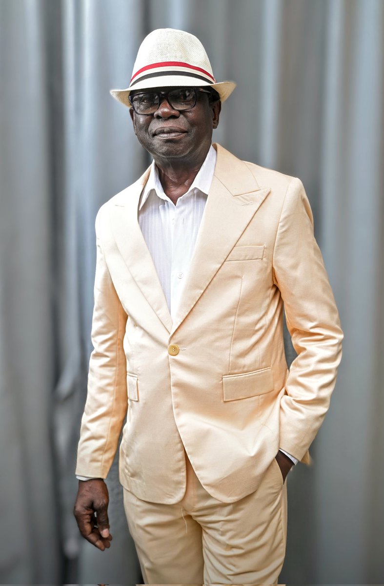 Happy earth day to the greatest of all time, a leaving legend,the music generally.
Mr Moses matovu (papa poi)