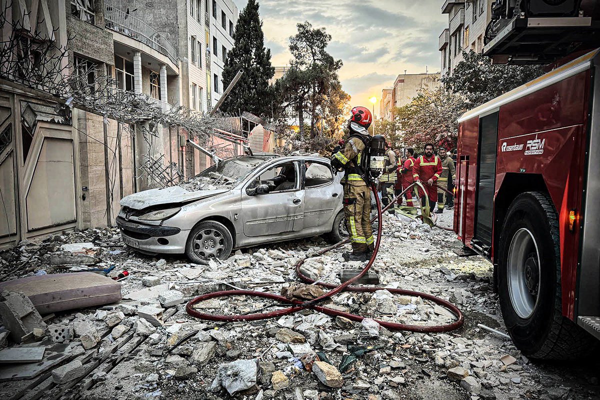🇧🇩 strongly condemns 🇮🇱’s blatant attack on 🇮🇷, which k*illed hundreds of civilians and destroyed homes — including that of a 🇧🇩 diplomat. As we begin evacuating our diplomats, we urge world leaders to act urgently to stop further 🇮🇱 aggression, including in Gaza.
#Iran