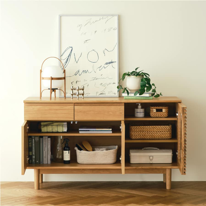 unicoで人気のキャビネットをご紹介！ オーク材のナチュラルな素材感を