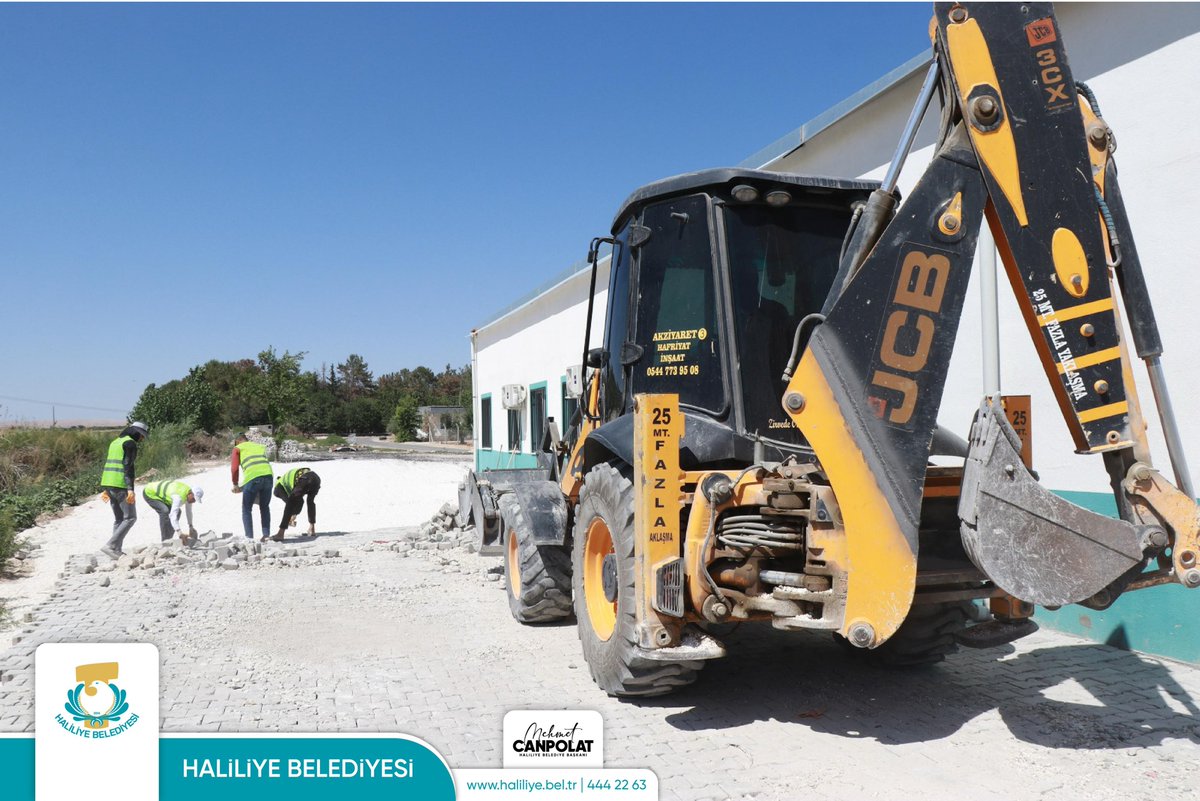 HALİLİYE BELEDİYESİ’NDEN MAHALLELERE KONFORLU YOL VE SOSYAL ALAN HİZMETİ

Haliliye Belediyesi tarafından yürütülen üstyapı çalışmalarıyla mahallelerde ulaşım konforu artıyor, yollar yenilenerek hizmete sunuluyor. Mahallelerde hummalı şekilde devam eden çalışmalar sayesinde ulaşım