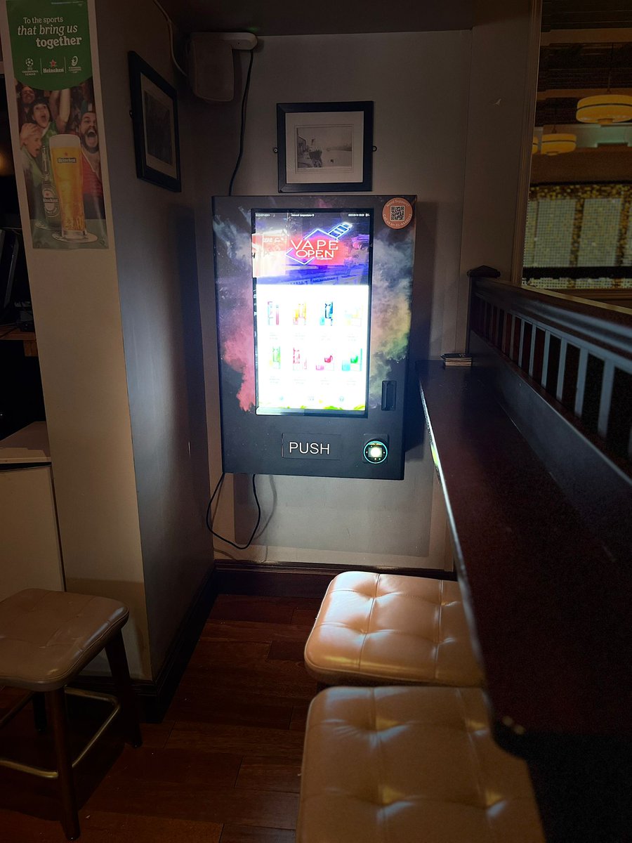 IeVending's tweet image. Closing the Week on a High – New Vape Vending Installation in Dublin!
We’re wrapping up the week with a fantastic new installation at a busy bar in Dublin, where we’ve been appointed to manage the retail of vapes at this vibrant nightlife venue.

#VendingSolutions
