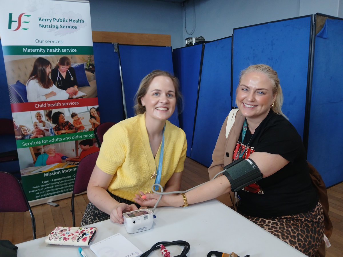 Mariodonovan08's tweet image. ➡️There was a fantastic turnout for the Men’s Health Awareness Event in Killorglin on Wed. 11th June.
⚕️Over 30 different HSE services & supports were in attendance & CPR training was provided on the day. Thanks to all involved and to all who attended.
