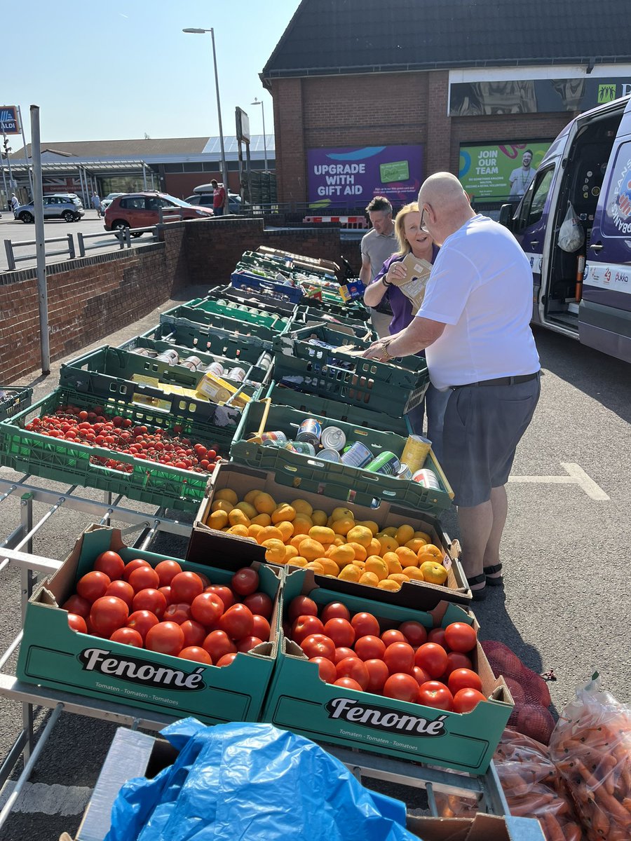 David The Toffee (@lcabbabeh) on Twitter photo Thursday pantry.
Iceland car park, Walton Road.
9.30/11.00am.
<a href="/SFoodbanks/">FANS SUPPORTING FOODBANKS #RightToFood</a> Thursday pantry.
Iceland car park, Walton Road.
9.30/11.00am.
<a href="/SFoodbanks/">FANS SUPPORTING FOODBANKS #RightToFood</a>