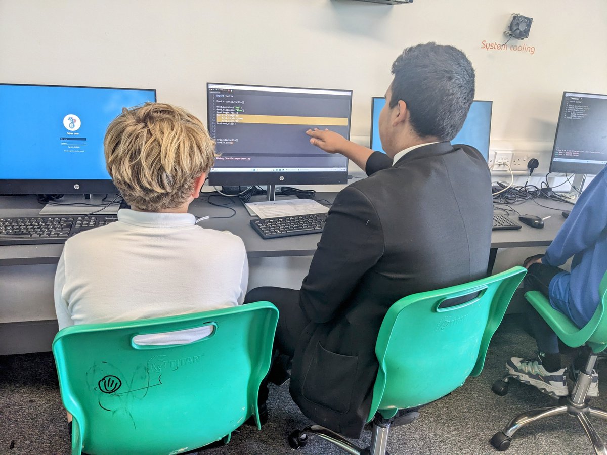 DurringtonHigh's tweet image. Thank you to our fantastic subject ambassadors who helped to make our year 5 and 6 guests feel welcome and helped them out during our taster sessions. We hope everyone enjoyed themselves.
#DHSTransition #TeamDurrington #proudofDHS