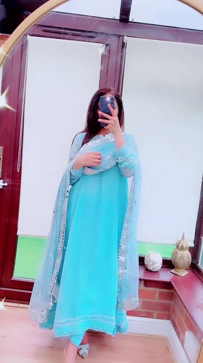 Richmy_'s tweet photo. कुछ लोग लड़कियों के साथ फालो अनफ़ालो का खेल करते हैं 

उसके बाद DM करके परेशान करते हैं

आज ऐसे सारे लोगों को ब्लॉक करूँगी। https://t.co/HyTAB6CDAX