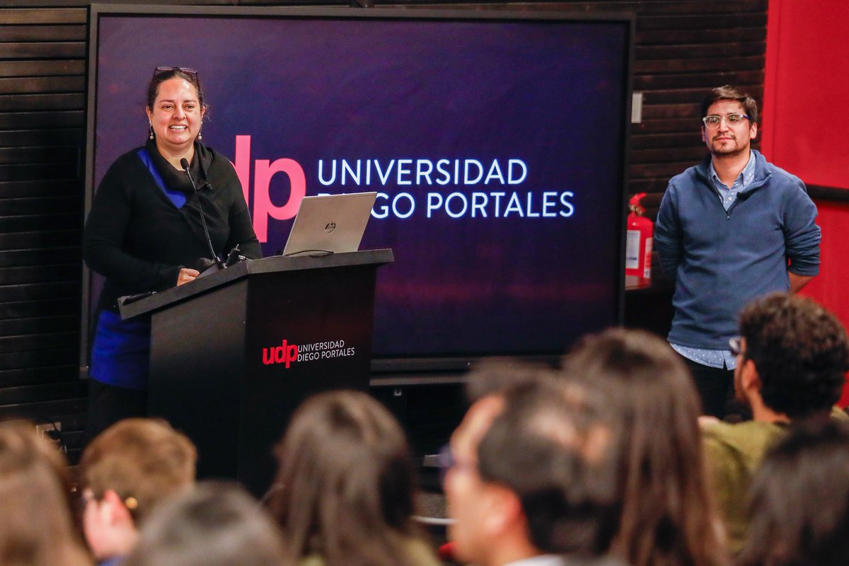 Facultad de Ingeniería y Ciencias UDP (@ingcienciasudp) on Twitter photo #AstroUDP 🌌 El pasado martes 17 de junio, Camilo Gonzalez, PhD <a href="/AstroUDP/">Instituto de Estudios Astrofísicos UDP</a> y actual astrónomo USACH, realizó la charla "Descifrando nuestro lugar en el Universo" en el auditorio de la <a href="/BiblioNParra/">Biblioteca Nicanor Parra</a>.
📲 Visita ingenieriayciencias.udp.cl #AstroUDP 🌌 El pasado martes 17 de junio, Camilo Gonzalez, PhD <a href="/AstroUDP/">Instituto de Estudios Astrofísicos UDP</a> y actual astrónomo USACH, realizó la charla "Descifrando nuestro lugar en el Universo" en el auditorio de la <a href="/BiblioNParra/">Biblioteca Nicanor Parra</a>.
📲 Visita ingenieriayciencias.udp.cl