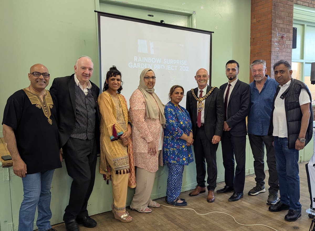 Yesterday, we joined the Lord Mayor of Manchester to open a fantastic #GreenSpacesFund project in Crumpsall 🌿

Rainbow Surprise CIO have just launched 'Our Happy Place': a project designed to create a community-focused garden and bring locals together 🫶🐝✨

@sowthecity