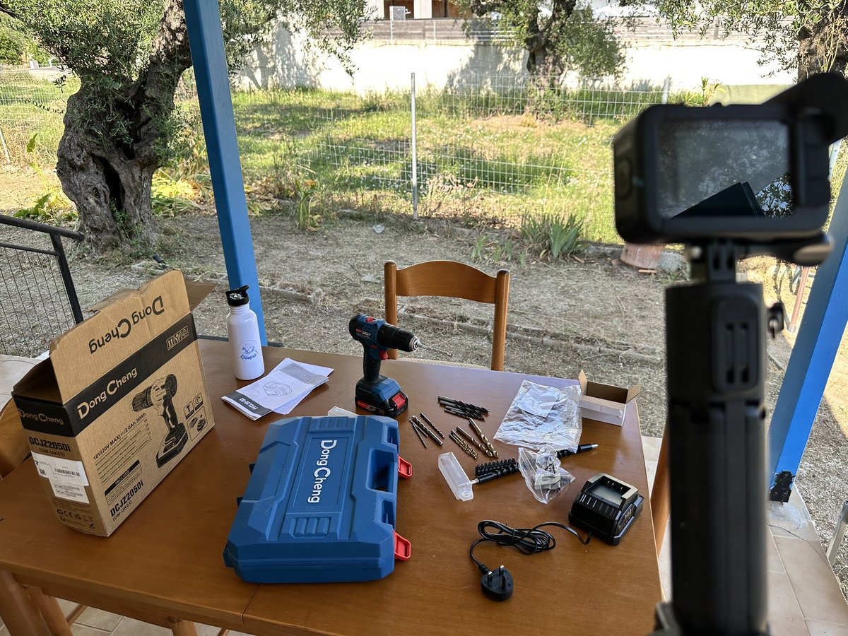Chris (@c8ishop) on Twitter photo Sitting here in Greece doing my first collab with <a href="/DongCheng_EU/">DongCheng Tools | EUROPE</a> and just struck me how mad life is and how quickly it can change when you decide it’s time to.
3 years ago Jo and I decided to commit to a life of renovation in a new country and had to throw ourselves and our Sitting here in Greece doing my first collab with <a href="/DongCheng_EU/">DongCheng Tools | EUROPE</a> and just struck me how mad life is and how quickly it can change when you decide it’s time to.
3 years ago Jo and I decided to commit to a life of renovation in a new country and had to throw ourselves and our