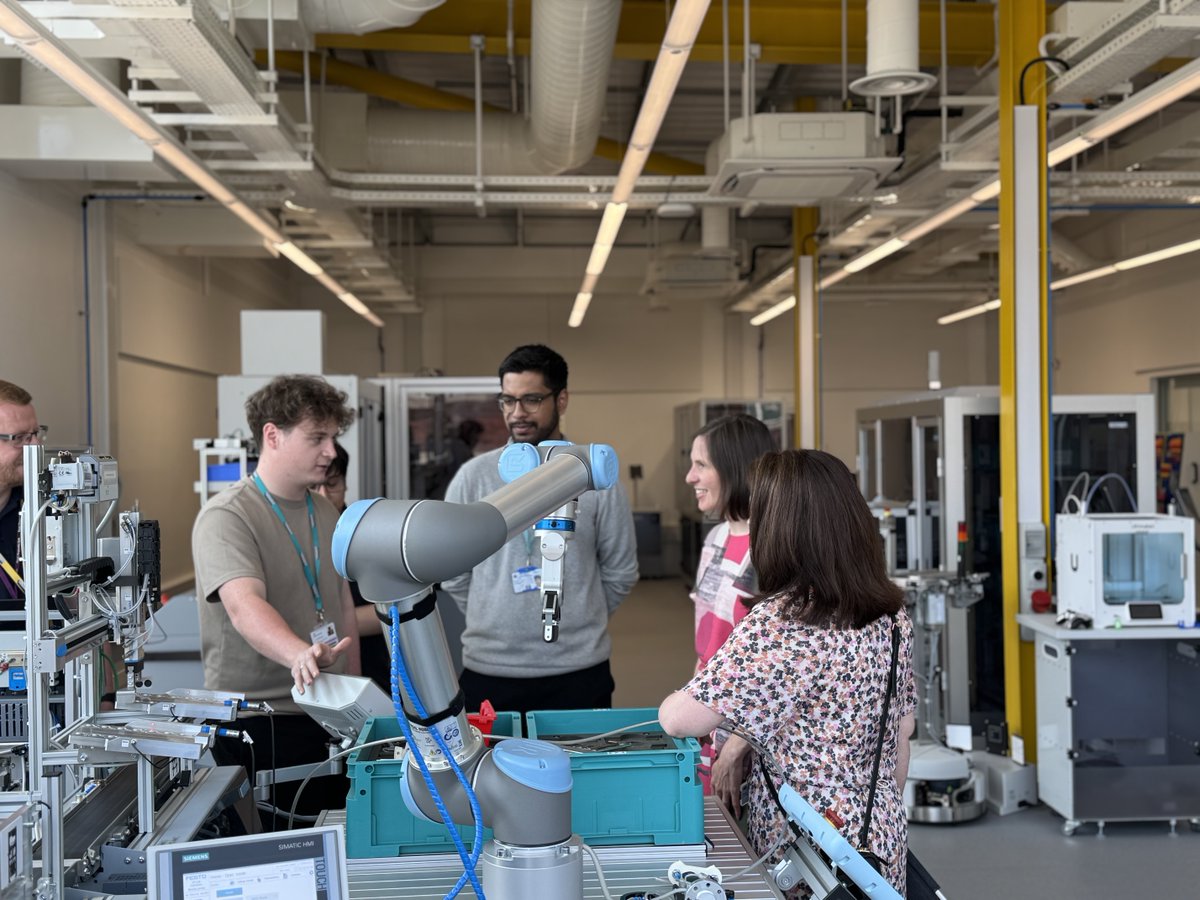Gtr Birmingham & Solihull Institute of Technology (@gbsiot) on Twitter photo Today we welcomed @SarahSmithlab, Government Mission Champion for Opportunity, to the #GBSIoT Hub to explore how we’re tackling skills gaps and creating new technical pathways for learners across the West Midlands.
🔗 gbsiot.ac.uk
@ucbofficial <a href="/bmetcollege/">BirminghamMetCollege</a> Today we welcomed @SarahSmithlab, Government Mission Champion for Opportunity, to the #GBSIoT Hub to explore how we’re tackling skills gaps and creating new technical pathways for learners across the West Midlands.
🔗 gbsiot.ac.uk
@ucbofficial <a href="/bmetcollege/">BirminghamMetCollege</a>