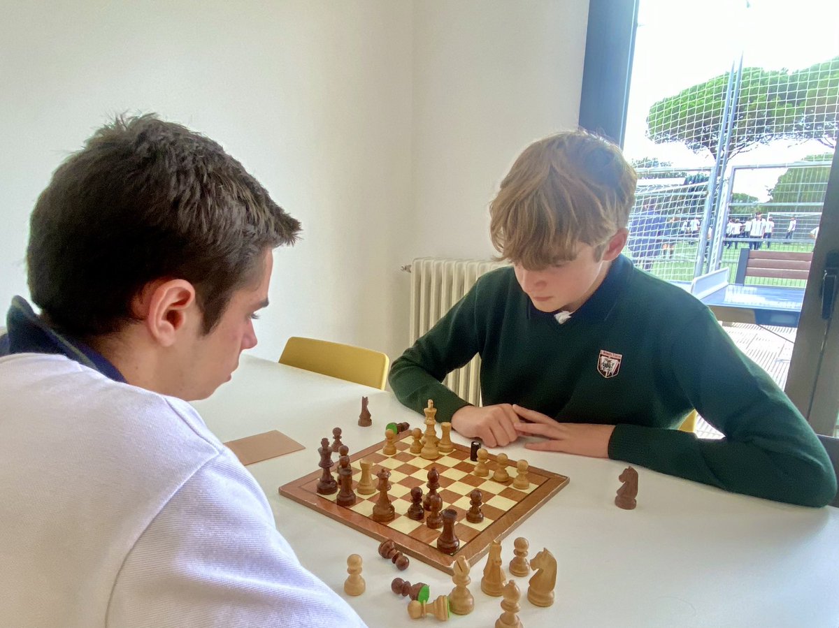 Saint George’s School tweet media