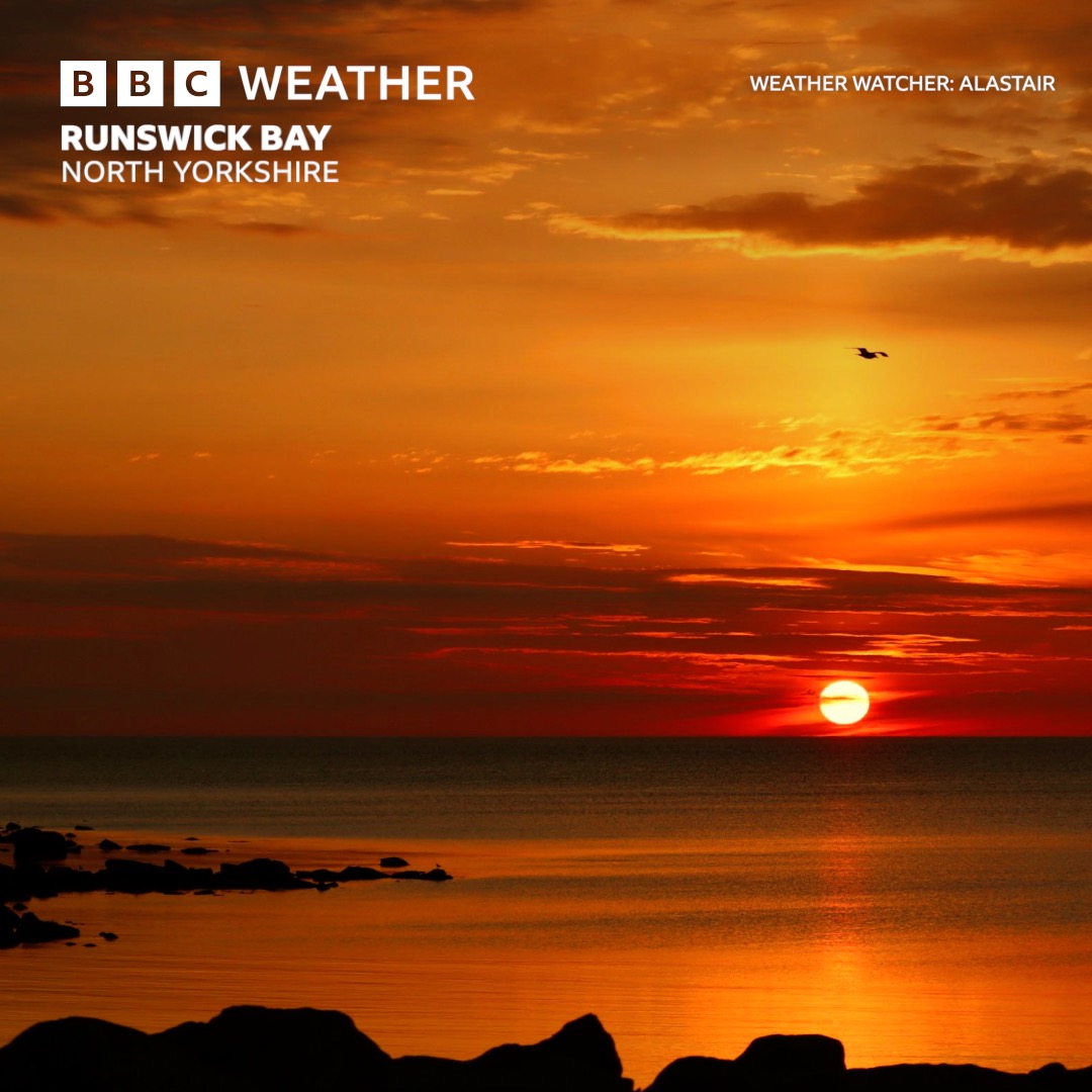 The stunning weather is set to continue over the weekend in our region 🌅 bbc.in/44pu3Ze