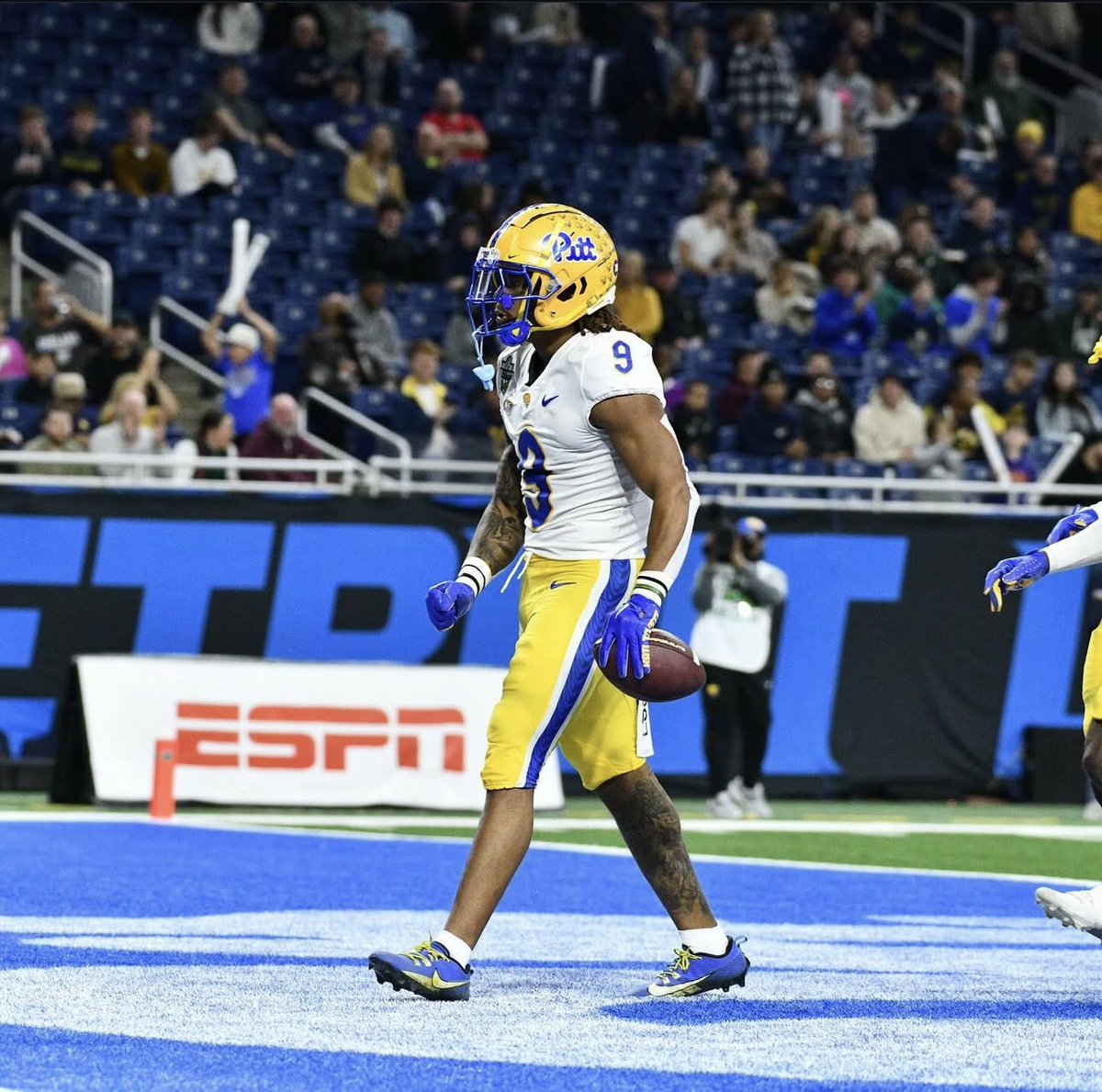 esa wittingburg (@esawittingburg) on Twitter photo #AGTG After a great phone call with <a href="/Coach_Manalac/">Ryan Manalac</a> I am blessed to have received my 8th Division 1 offer from <a href="/Pitt_FB/">Pitt Football</a> #H2P <a href="/coachdaoust/">Tim Daoust</a> <a href="/Baj_Blitz/">Coach Baj</a> <a href="/COACH_JAKES/">J JACOB</a>
<a href="/EOJagsFootball/">East Orange HS Football</a> <a href="/TheUCReport/">Billy Tucker</a>
<a href="/247Sports/">247Sports</a> <a href="/On3sports/">On3</a> @RivalsRichie <a href="/RivalsFriedman/">Adam Friedman</a> <a href="/BrianDohn247/">BrianDohn247</a>
@SWiltfong <a href="/ChadSimmons_/">ChadSimmons</a> #AGTG After a great phone call with <a href="/Coach_Manalac/">Ryan Manalac</a> I am blessed to have received my 8th Division 1 offer from <a href="/Pitt_FB/">Pitt Football</a> #H2P <a href="/coachdaoust/">Tim Daoust</a> <a href="/Baj_Blitz/">Coach Baj</a> <a href="/COACH_JAKES/">J JACOB</a>
<a href="/EOJagsFootball/">East Orange HS Football</a> <a href="/TheUCReport/">Billy Tucker</a>
<a href="/247Sports/">247Sports</a> <a href="/On3sports/">On3</a> @RivalsRichie <a href="/RivalsFriedman/">Adam Friedman</a> <a href="/BrianDohn247/">BrianDohn247</a>
@SWiltfong <a href="/ChadSimmons_/">ChadSimmons</a>