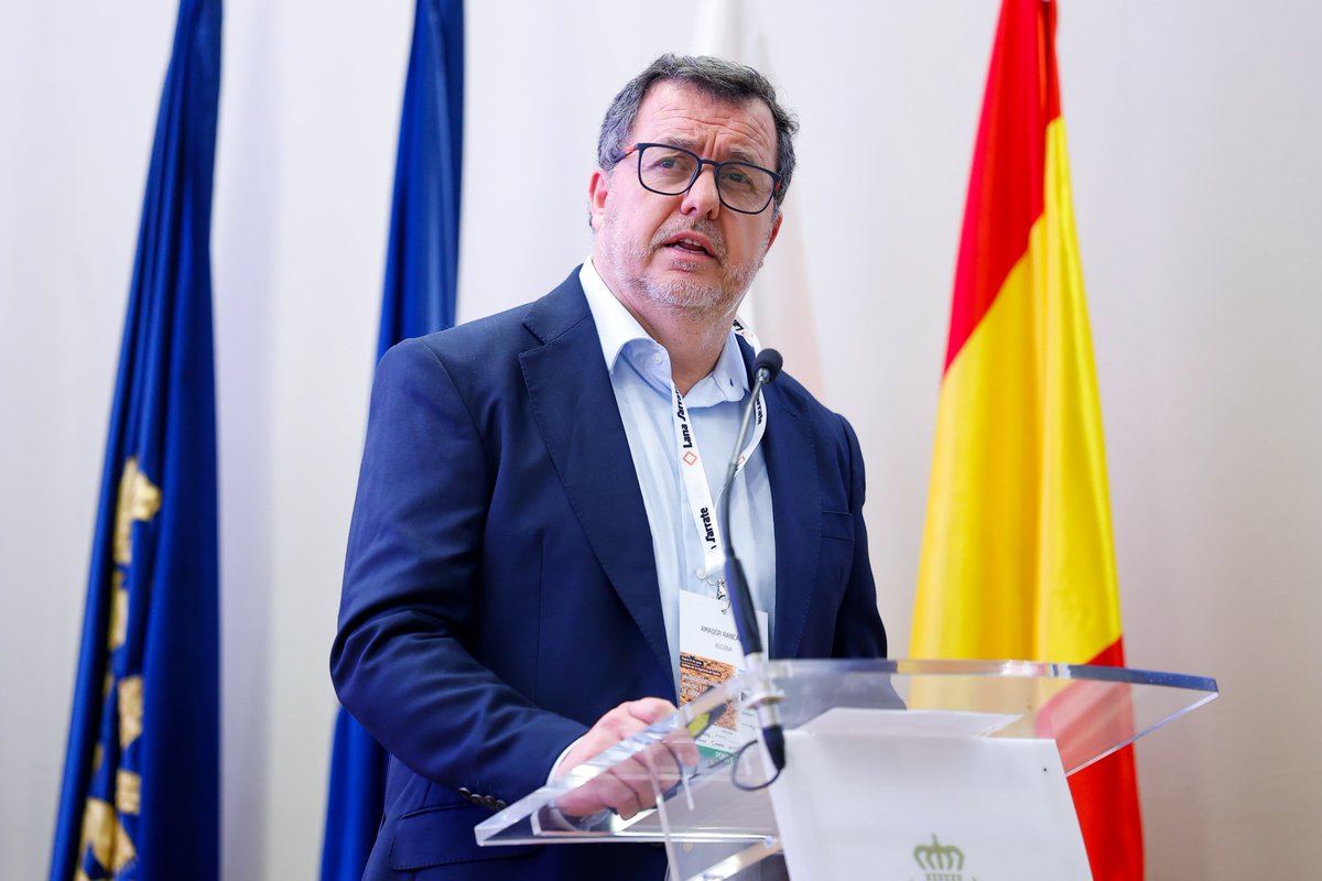 Tras la pausa de comer entramos en el bloque de secado térmicas de lodos e hidrólisis. Para empezar, Amador Rancaño de <a href="/ACCIONA/">ACCIONA</a> nos reflexiona sobre la gestión y costes de tratamiento del fango, con detalle sobre el secado térmico

#jornadatecnoaqua #tecnoaqualodos