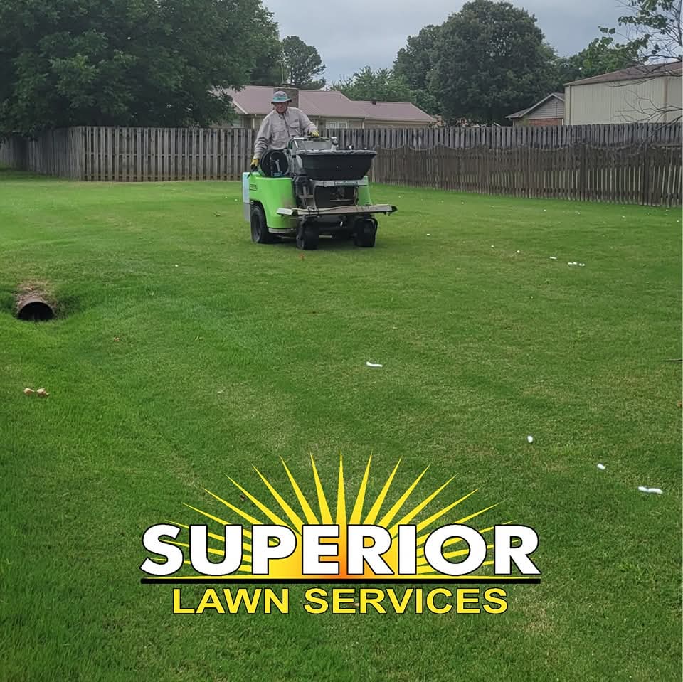 superiorlawnsvs's tweet photo. Ensure your lawn is healthy and green with our custom fertilizer mixture. Contact us today to get started. 
 #LushLawn #armyworms #superiorlawnsvs #beautifullawn #4noweeds  #lawncare #lawntreatments #greenlawn #healthylawn #noweeds #weedfree #sls #jonesboro #arkansas #billbugs https://t.co/D8TEho1spZ