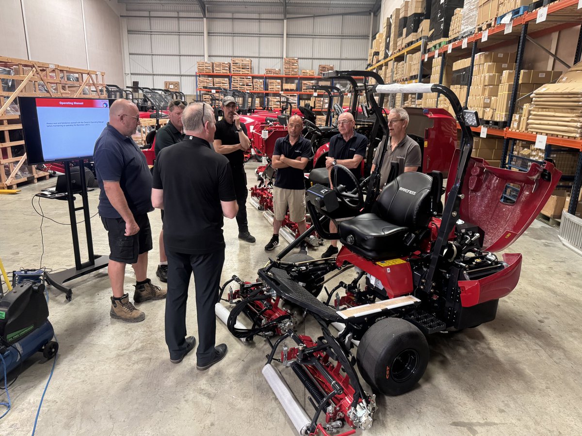 Baronessuk tweet media