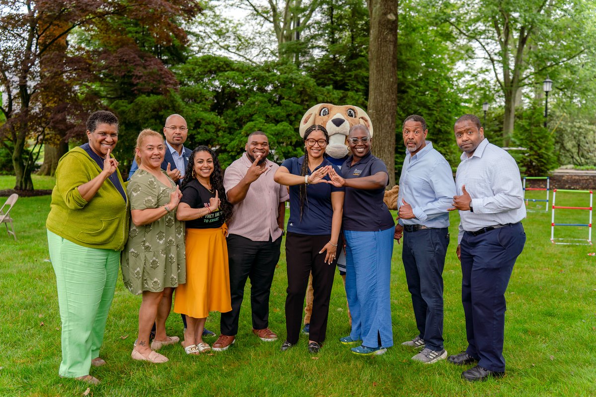 URI (@universityofri) on Twitter photo Happy #Juneteenth! ๐คโค๏ธ๐ URIโs 4th annual celebration brought the community together to honor emancipation and reaffirm our commitment to equity and justiceโwith powerful reflections, great food, and music. Thanks to all who all who joined and helped make it a meaningful day! Happy #Juneteenth! ๐คโค๏ธ๐ URIโs 4th annual celebration brought the community together to honor emancipation and reaffirm our commitment to equity and justiceโwith powerful reflections, great food, and music. Thanks to all who all who joined and helped make it a meaningful day!