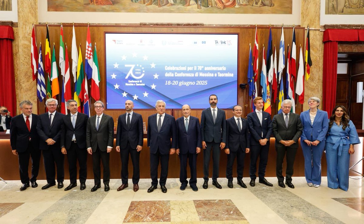 Cyprus in Italy (@cyprusinitaly) on Twitter photo Ambassador <a href="/ChristofidesY/">Yiorgos Christofides</a> : "Honoured to have represented 🇨🇾 Minister of Foreign Affairs <a href="/ckombos/">Constantinos Kombos</a> at today’s Taormina Ministerial Meeting celebrating the 70th anniversary of the Messina Conference - a historic milestone in the process of European integration.
Grateful to 🇮🇹 Ambassador <a href="/ChristofidesY/">Yiorgos Christofides</a> : "Honoured to have represented 🇨🇾 Minister of Foreign Affairs <a href="/ckombos/">Constantinos Kombos</a> at today’s Taormina Ministerial Meeting celebrating the 70th anniversary of the Messina Conference - a historic milestone in the process of European integration.
Grateful to 🇮🇹