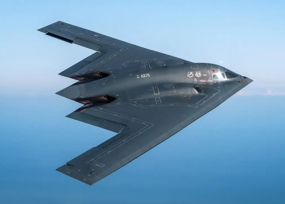America sent — B-2 SPIRIT stealth Bomber to Israel.✈️🚀🛩️

— Its estimated price is $2.1 billion per aircraft.

Now Iran's — Game is over☠️