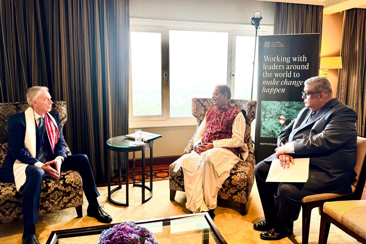 IDCO Odisha (@idco_odisha) on Twitter photo Hon'ble Deputy CM, Shri <a href="/KVSinghDeo1/">Kanak Vardhan Singh Deo (Modiji Ka Parivar)</a> met Rt. Hon'ble Tony Blair, former PM of the #UnitedKingdom and Executive Chairman of the Tony Blair Institute for Global Change at <a href="/tajpalacedelhi/">Taj Palace, New Delhi</a>. Hon'ble Deputy CM, Shri <a href="/KVSinghDeo1/">Kanak Vardhan Singh Deo (Modiji Ka Parivar)</a> met Rt. Hon'ble Tony Blair, former PM of the #UnitedKingdom and Executive Chairman of the Tony Blair Institute for Global Change at <a href="/tajpalacedelhi/">Taj Palace, New Delhi</a>.