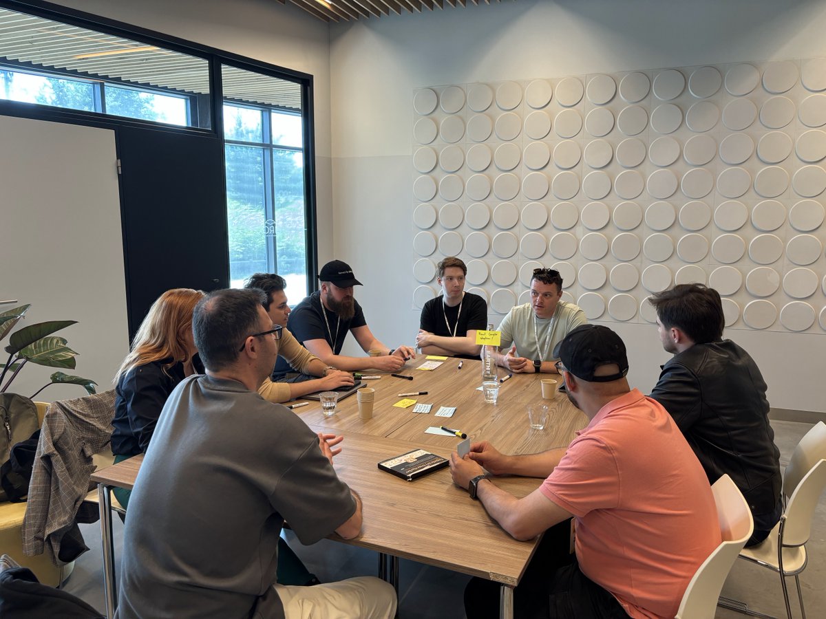 ReactSummit's tweet image. Thank you all for joining the React Ecosystem Contributors Summit❤️

A lovely gathering of library maintainers to share challenges🤝and get quick feedback.

A fantastic part of #ReactSummit!