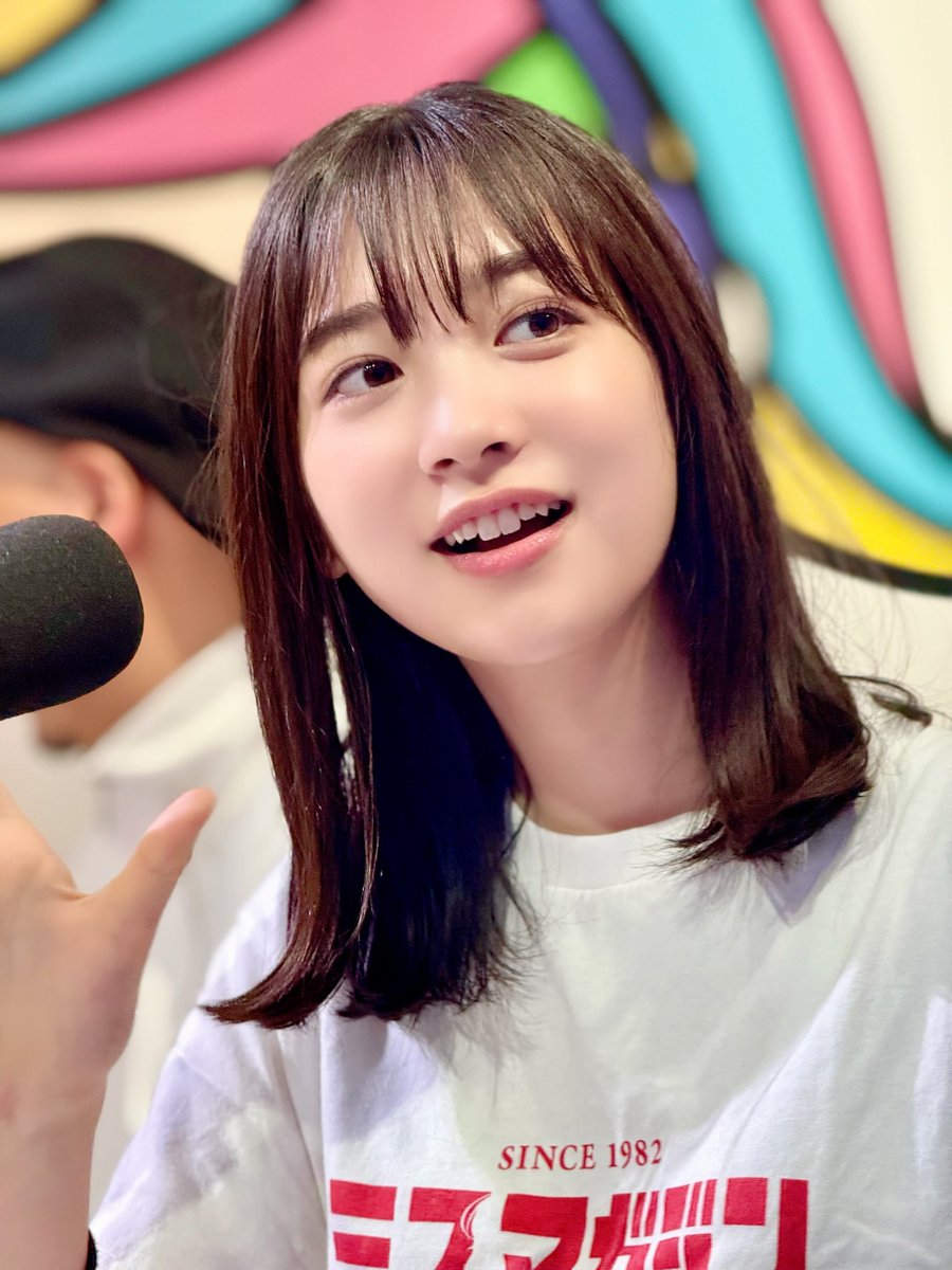 gacha_rutan_CL's tweet image. 久しぶりに見る今森茉耶ちゃんのナチュラルな美しさはやっぱり半端なかった
そしてまやちゃんだけミスマガの自己紹介をまだ使うことがあるみたいで驚いた笑
＼まやや〜ん／

#ミスマガラジオ
#ミスマガジン2023
#今森茉耶 @mayajill0326
#角乃区女子