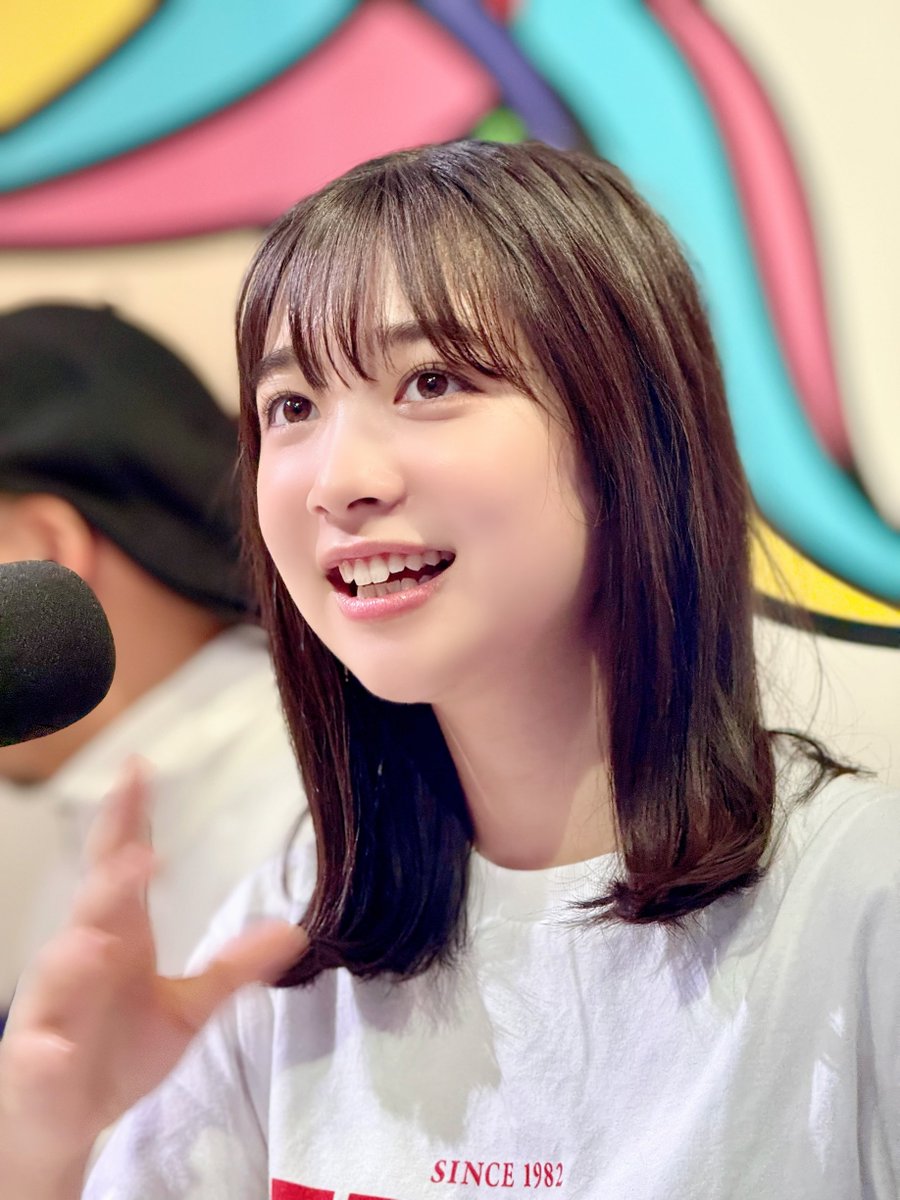 gacha_rutan_CL's tweet image. 久しぶりに見る今森茉耶ちゃんのナチュラルな美しさはやっぱり半端なかった
そしてまやちゃんだけミスマガの自己紹介をまだ使うことがあるみたいで驚いた笑
＼まやや〜ん／

#ミスマガラジオ
#ミスマガジン2023
#今森茉耶 @mayajill0326
#角乃区女子