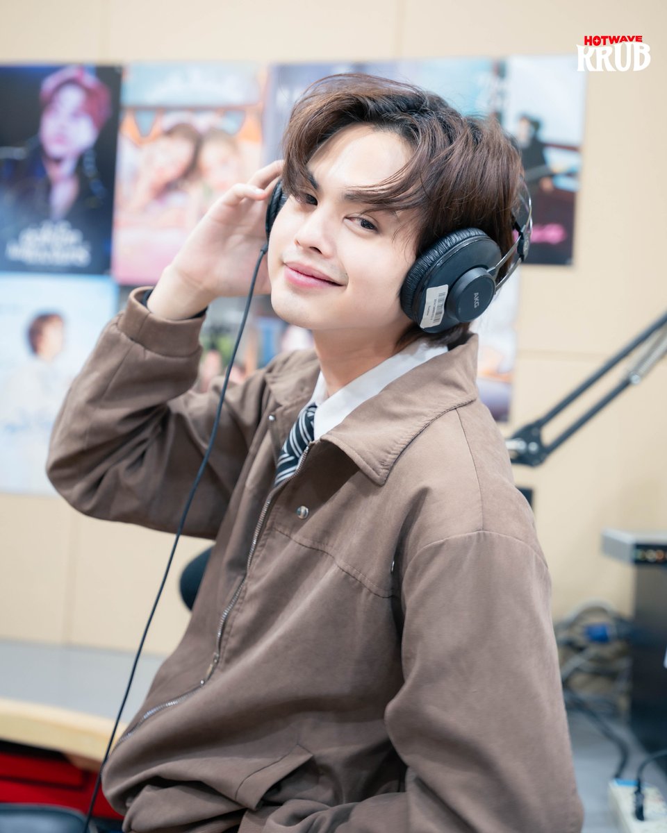 Secret เป็นเรื่องของความลับ
แต่วันนี้สนุกจนอยากจะเปิดเผยสุดๆ

Hotwave KRUB x V3RSE
#HotwaveKRUBxV3RSE
#HotwaveKRUB