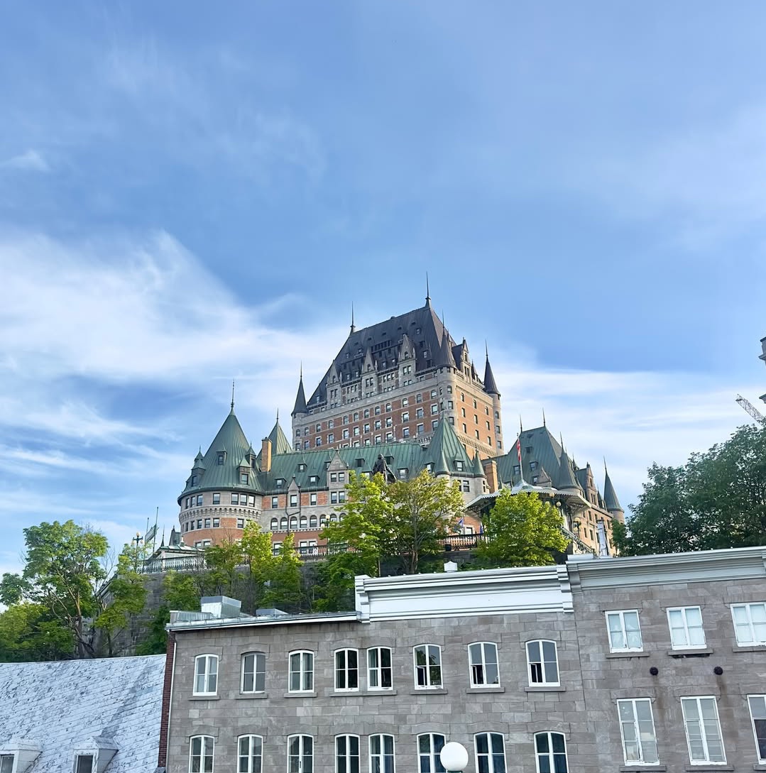 Dailykanada's tweet photo. Québec City 😍🇨🇦 https://t.co/XODJjO5clO