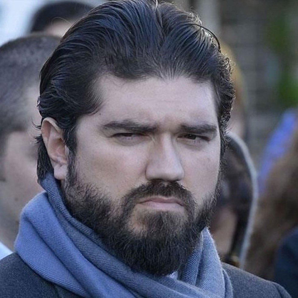 🗣️Ünlü maklubeci lavuk , şimdilerin Apocusu tv trolü Rasim Ozan Kütahyalı: 

“Ümit Özdağ'ın bir de MİT davası var.

3 hafta sonra tekrardan tutuklanabilir. Bundan sonra tavrına dikkat etmesi lazım.”