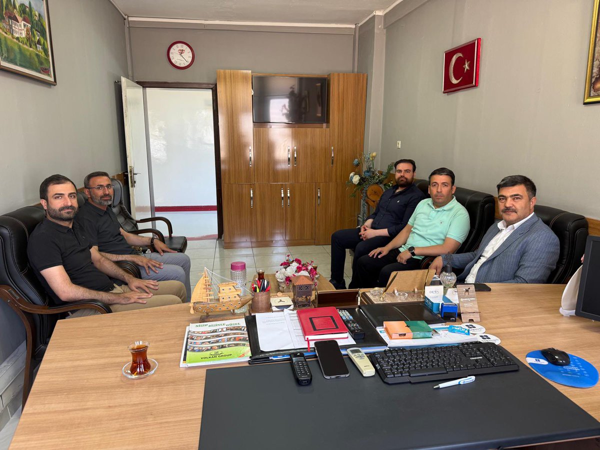 25 Aralık Devlet Hastanesi Müdürü Sn. Abdulkadir Erdoğan’ın kıymetli amcasının vefatı dolayısıyla taziye ziyaretinde bulunduk. 
Merhuma Allah’tan rahmet, ailesine ve yakınlarına sabırlar dileriz.

<a href="/abuyukgumus/">Ahmet Büyükgümüş</a> 
<a href="/hakanaksu058/">Hakan AKSU 🇹🇷</a> 
<a href="/iekarayel/">Dr. İsmail Emrah KARAYEL</a> 
<a href="/abdulhamitgul/">Abdulhamit Gül</a> 
<a href="/fmfedaioglu/">Fatih Muhaddis FEDAİOĞLU</a> 
<a href="/erdogan2727/">Abdulkadir Erdoğan🇹🇷</a>