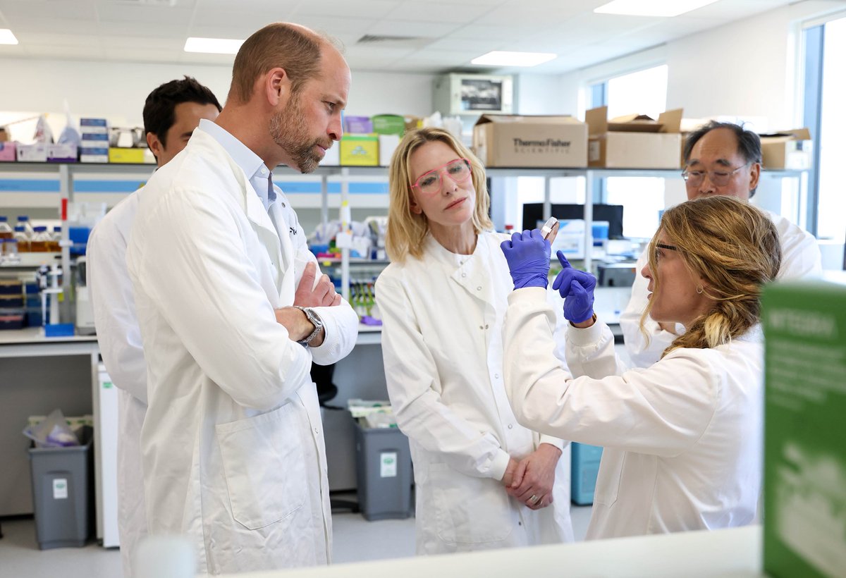 A visit to the brilliant <a href="/colorifix/">Colorifix</a> today with <a href="/EarthshotPrize/">The Earthshot Prize</a> Council Member Cate Blanchett. An Earthshot Prize 2023 Finalist, Colorifix use cutting-edge DNA science to revolutionise fabric dyeing.