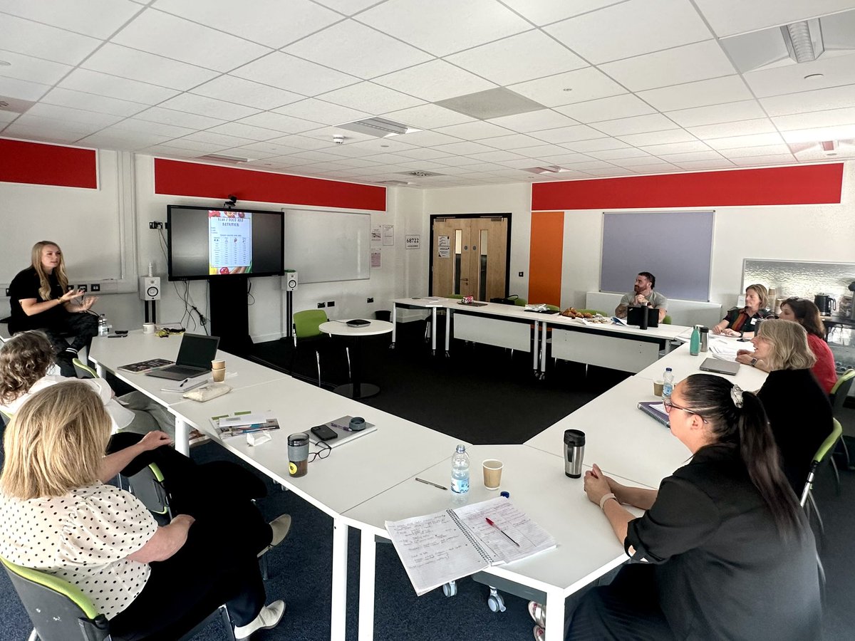 CSC Wellbeing, Equity and Excellence (@csc_wellbeing) on Twitter photo Diolch yn fawr <a href="/FitzalanHigh/">Fitzalan High School</a> for hosting our GCSE food and nutrition network today. Lots of great ideas shared and discussion between schools. <a href="/CSCJES/">Central South Consortium</a> Diolch yn fawr <a href="/FitzalanHigh/">Fitzalan High School</a> for hosting our GCSE food and nutrition network today. Lots of great ideas shared and discussion between schools. <a href="/CSCJES/">Central South Consortium</a>