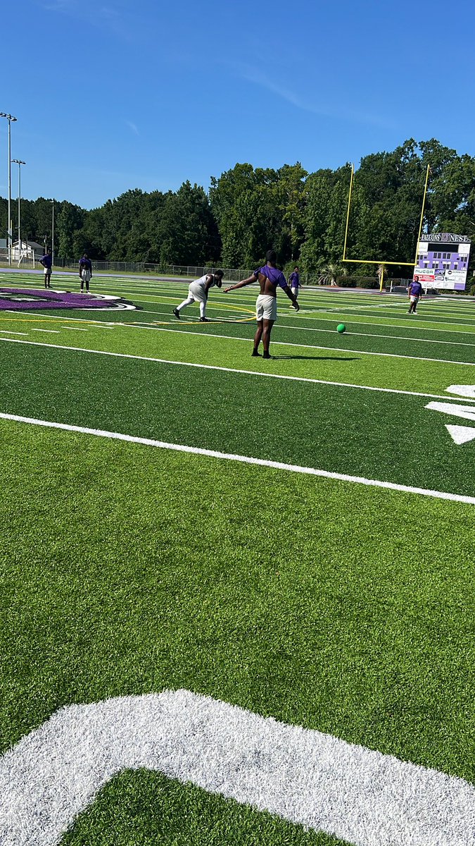 Kickball to wrap up the weak
<a href="/coachjj26/">Jamie Johnson 🪶</a> <a href="/MrFlyAround/">@MrFlyAround</a> <a href="/Coachjmack50/">Jontavious Mack</a> 
#PREY
#fafo