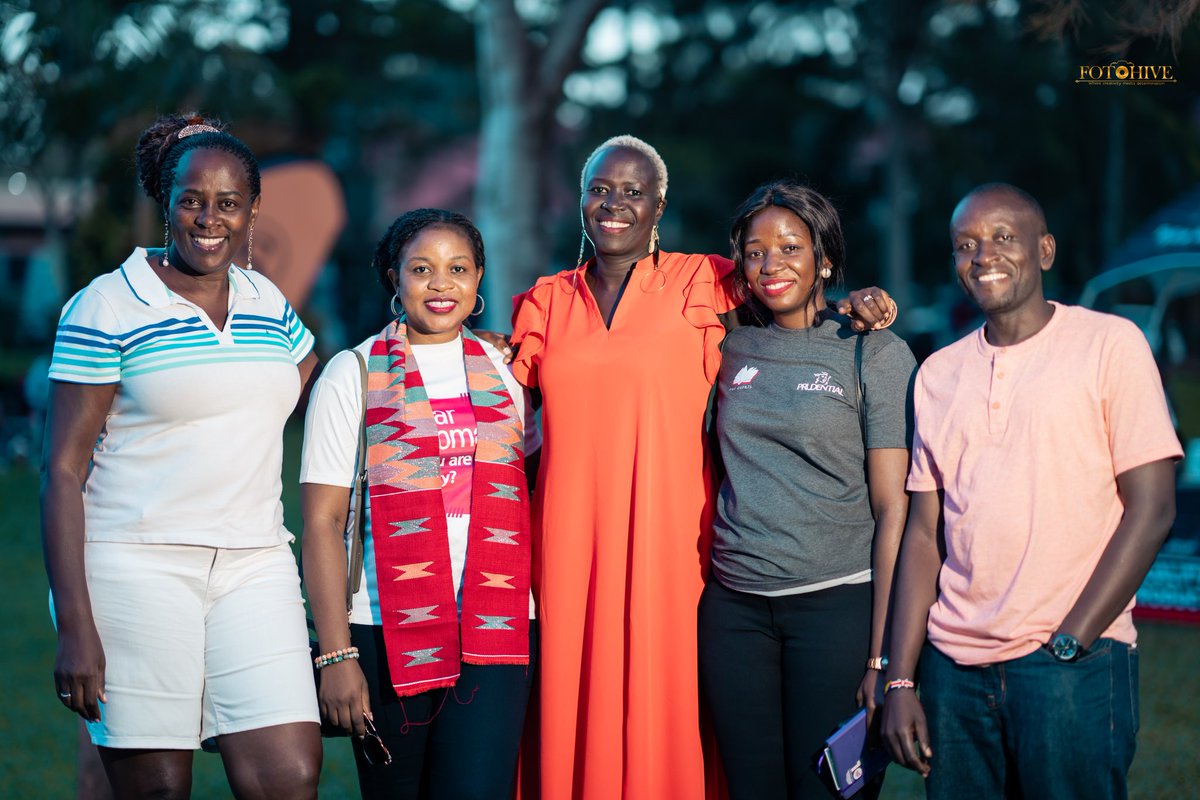 SoulFoundationU's tweet image. When we build community, we build safety. ❤️
Laughter, check-ins, shared stories this is what helps us feel seen, supported, and strong.
Mental well-being isn’t just personal it’s collective.
Together, we heal. Together, we rise. 🙌🏾
#SoulFoundationUg #YouAreNotAlone