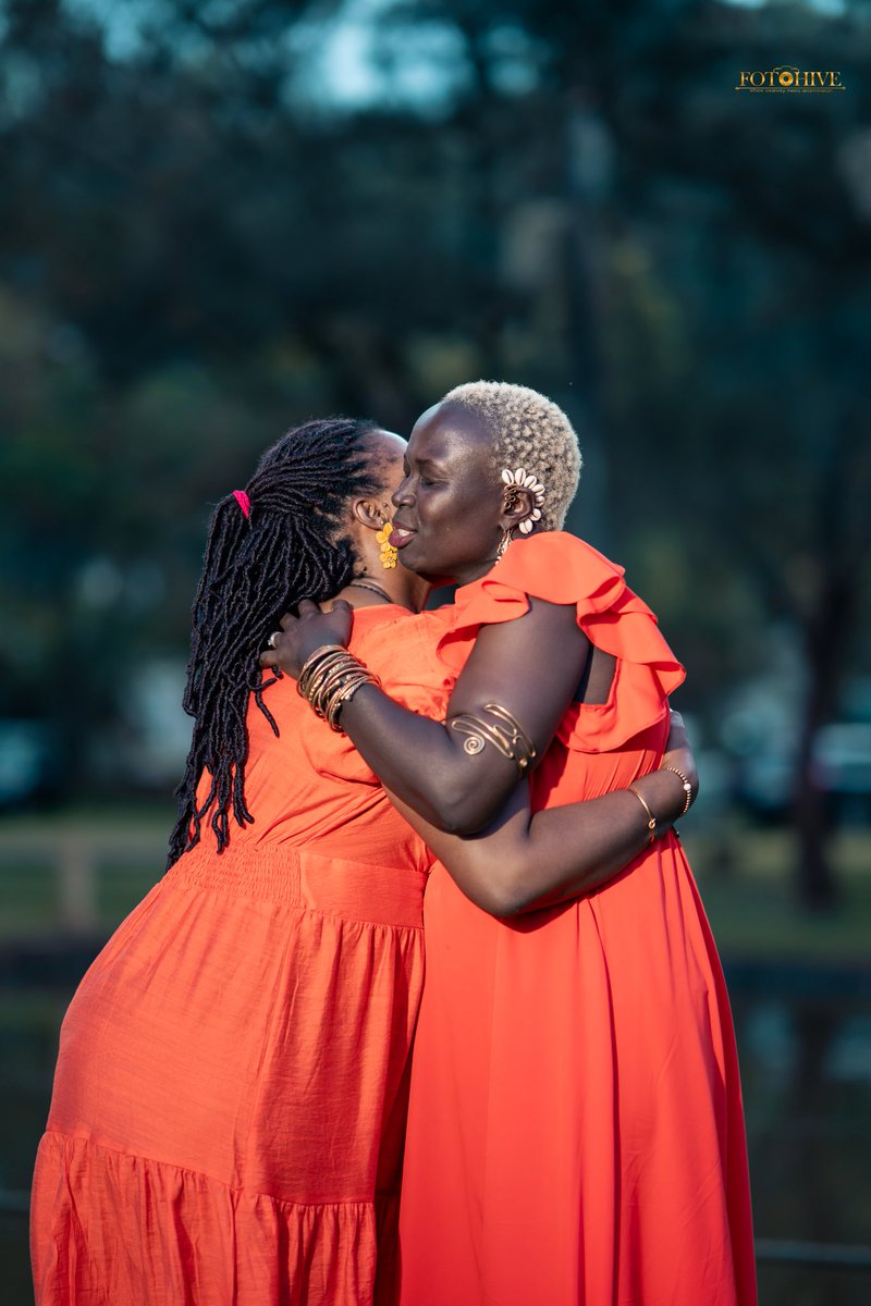 SoulFoundationU's tweet image. When we build community, we build safety. ❤️
Laughter, check-ins, shared stories this is what helps us feel seen, supported, and strong.
Mental well-being isn’t just personal it’s collective.
Together, we heal. Together, we rise. 🙌🏾
#SoulFoundationUg #YouAreNotAlone