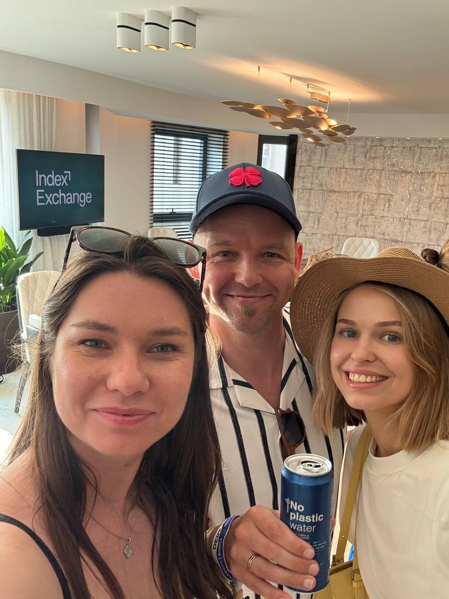 SmartyAds tweet media