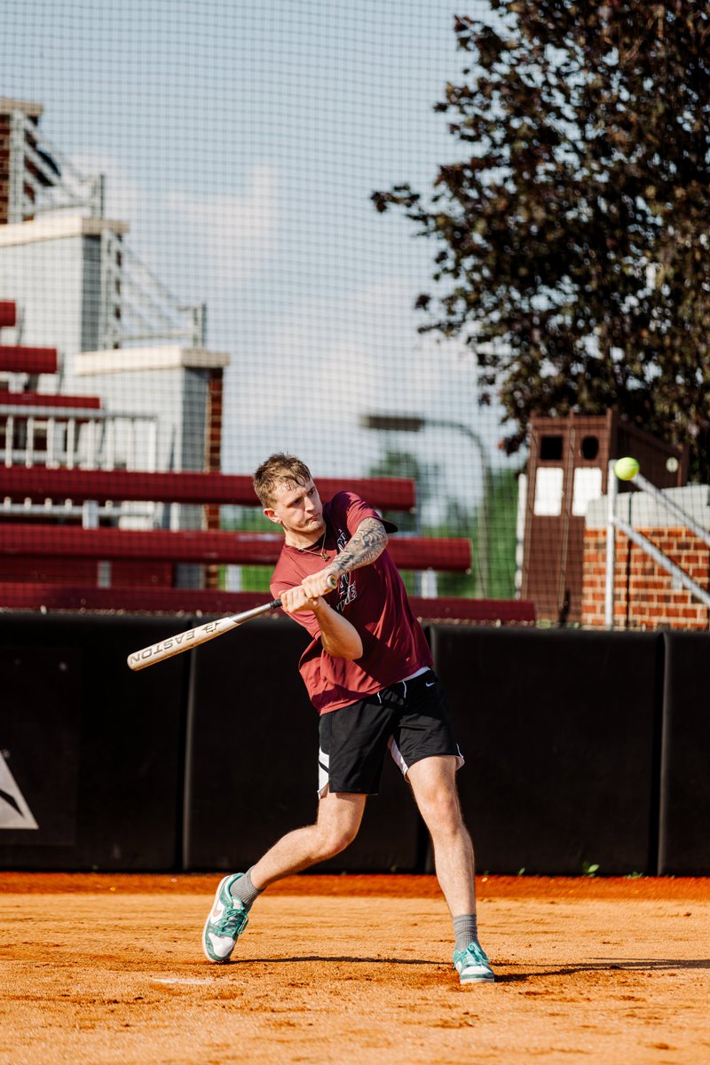 🏀➡️🥎
showing off our skills on the diamond last night.

#𝗠𝗼𝘀𝘁𝗘𝘅𝗰𝗶𝘁𝗶𝗻𝗴𝟰𝟬𝗠𝗶𝗻𝘂𝘁𝗲𝘀𝗜𝗻𝗦𝗽𝗼𝗿𝘁𝘀