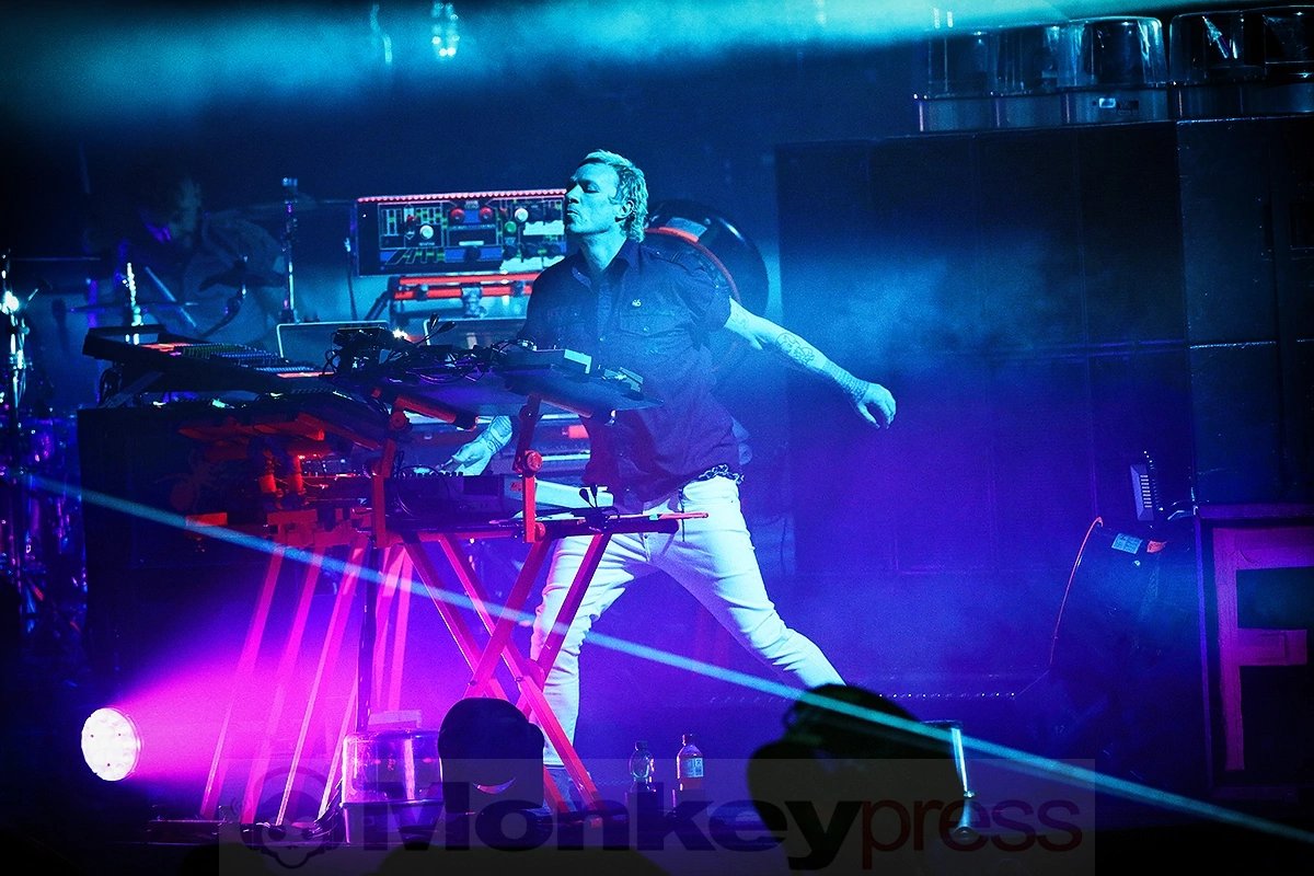 TheProdigyDaily's tweet photo. 06.06.2025 – @the_prodigy Rock am Ring, Nürburg, Germany 🇩🇪 
#theprodigy #rave #germany #summerfest #welive #Nurburgring https://t.co/81Qd8Bwo6y