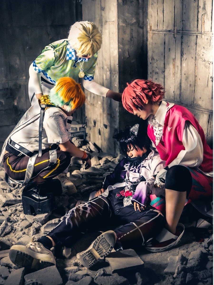 🌈🕒/ｵiﾘiｴiﾝiｽ
Cosplay⚠️

『   ....ｯ1人で頑張りすぎじゃない？      』

 #銀ぶら  #にじさんじレイヤーさんと繋がりたい