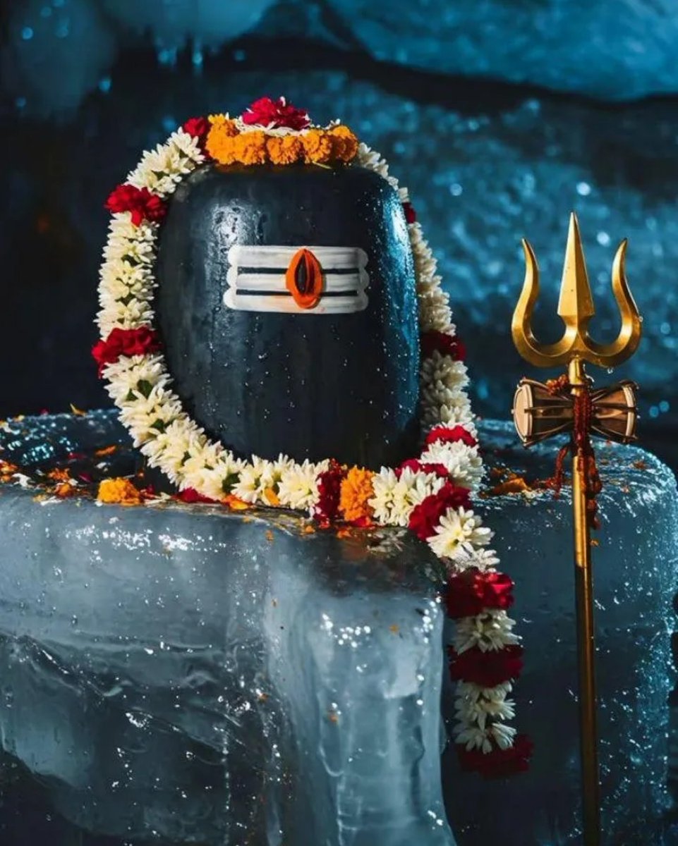 जब ईश्वर की तरफ से बदलाव आएगा,
तुम भूल जाओगे कि तुमने क्या खोया था।

🌺🙏 हर हर महादेव 🌺🙏