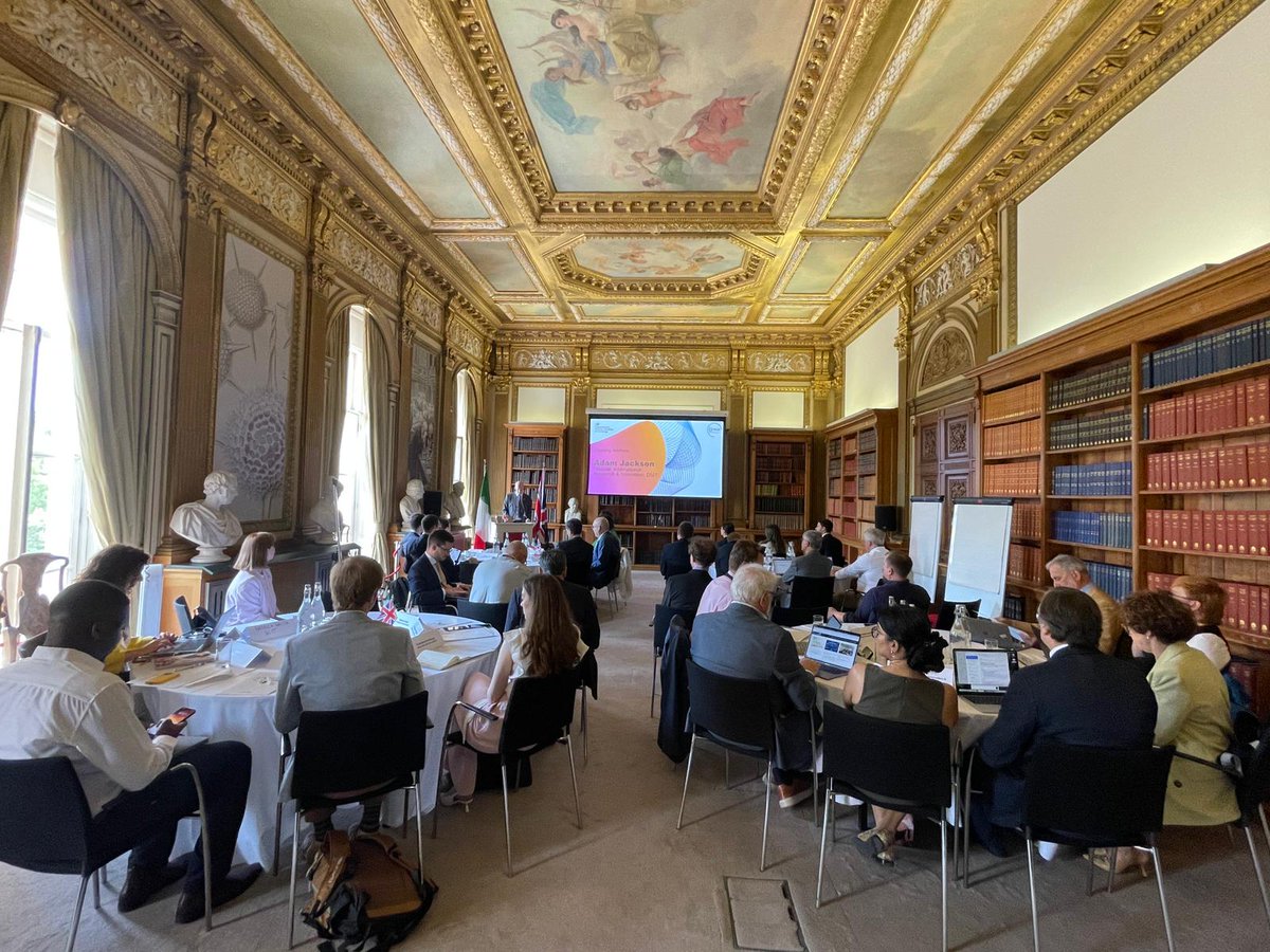 Italy in UK (@italyinuk) on Twitter photo At <a href="/royalsociety/">The Royal Society</a> for the first ๐ฎ๐น ๐ฌ๐ง#science #technology #innovation dialogue. ๐ค๐ปPartners in Science! Special thanks to <a href="/SciTechgovuk/">Department for Science, Innovation and Technology</a> and <a href="/mur_gov_/">Ministero dell'Universitร e della Ricerca</a> At <a href="/royalsociety/">The Royal Society</a> for the first ๐ฎ๐น ๐ฌ๐ง#science #technology #innovation dialogue. ๐ค๐ปPartners in Science! Special thanks to <a href="/SciTechgovuk/">Department for Science, Innovation and Technology</a> and <a href="/mur_gov_/">Ministero dell'Universitร e della Ricerca</a>