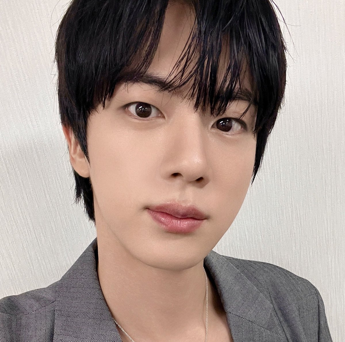 NO PASES SIN VOTAR POR JIN, DA RT Y COMENTA LOS DÍAS (VOTOS ILIMITADOS) 🐹‼️

 + I am voting #Jin for #ArtistaMasculinoInternacionaldoAno at the #SECAwards