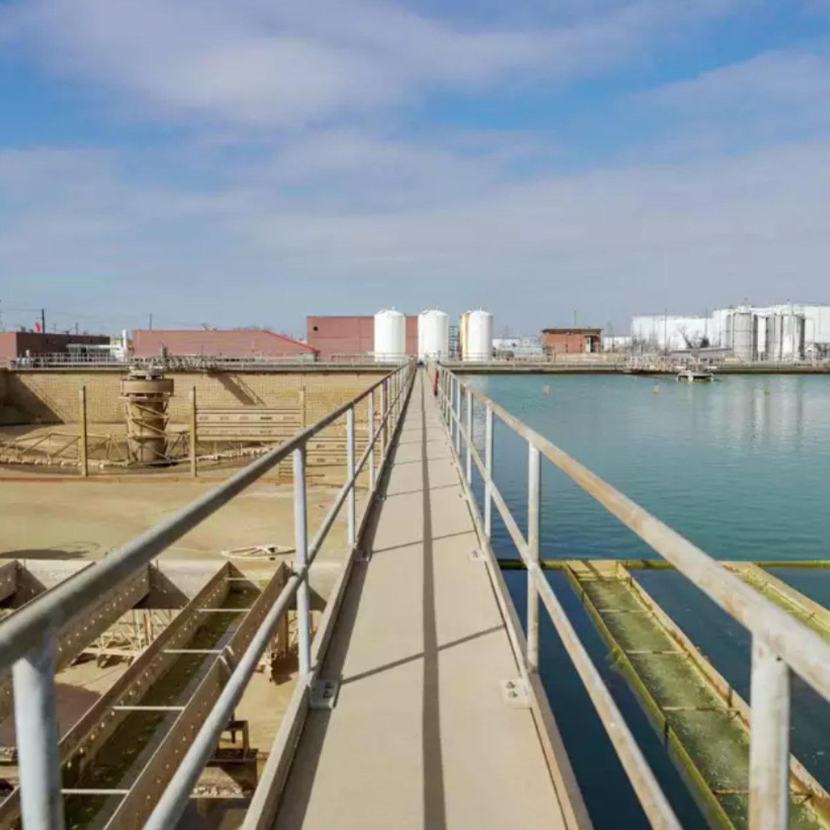 Texas is investing $1.5B in water infrastructure to support rural systems and meet rising demand. At ATLAS-SSI, we’re ready to help utilities and industry upgrade for resilience and reliability. Let’s build the future of water. houstonchronicle.com/politics/texas…