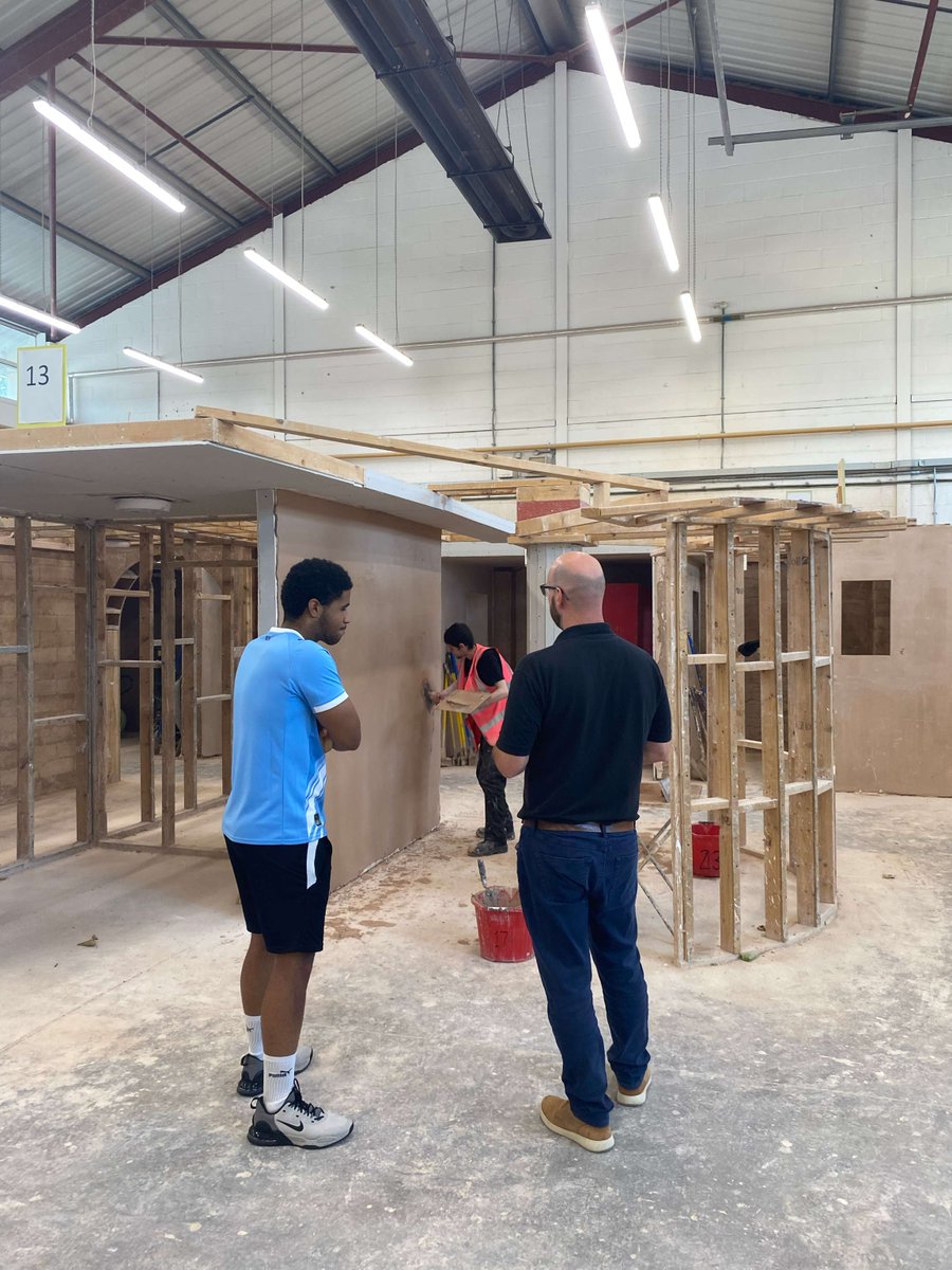 DearneValleyCollege tweet media