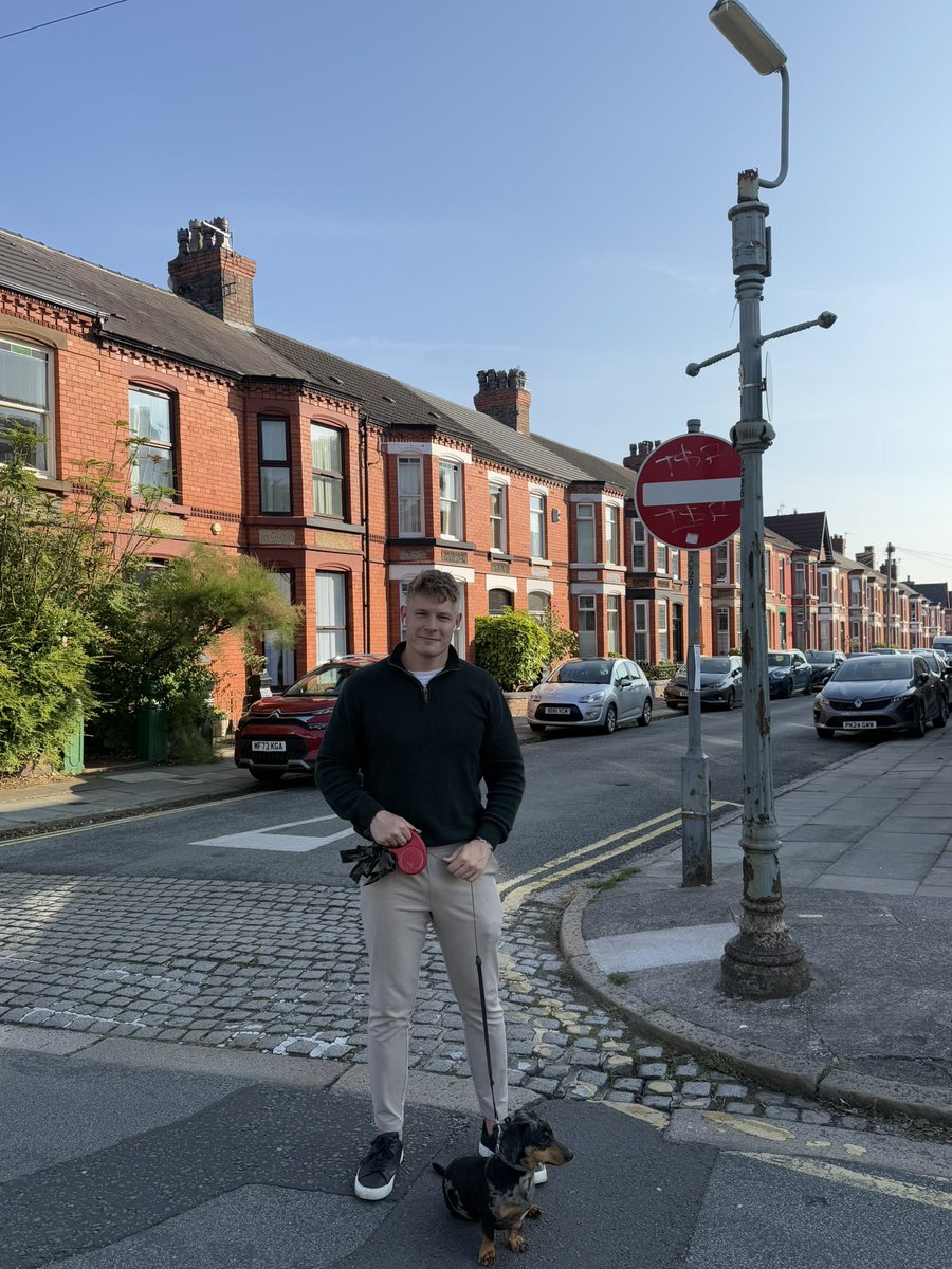 I’m campaigning to save the historic street lights in my ward. Please sign my petition here liverlibdems.org.uk/street-lights