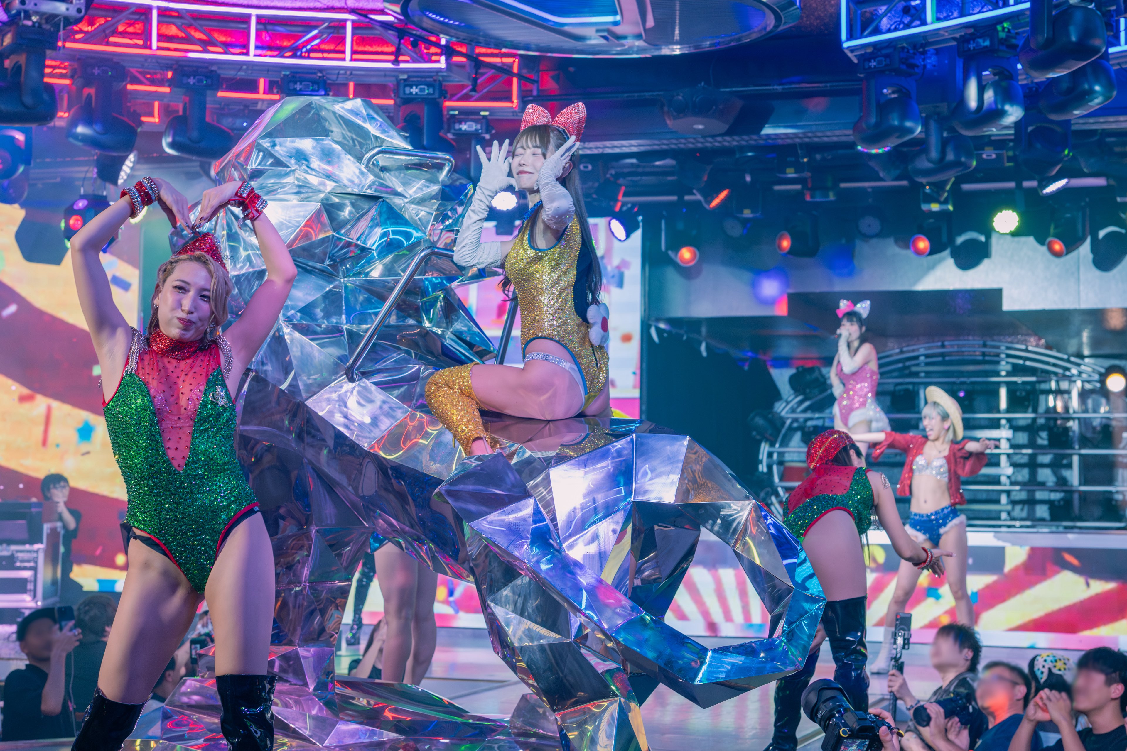 まいか@バーレスク東京 (@maika_burlesque) / X
