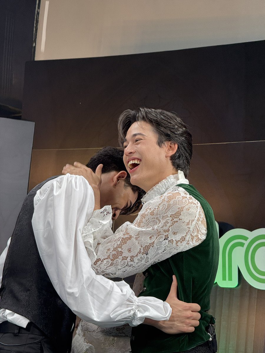077Etincelle's tweet image. The Moment                          The Picture

JOSSGAWIN WITH GRABFOOD
#GrabFoodHotDealsxJossGawin #JossGawin