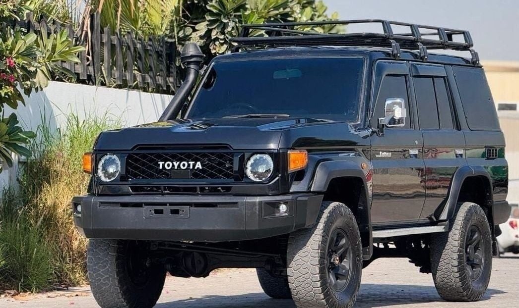 UKIHISI MASHAKA YA KUFUATILIWA (TAILGATING) FANYA MAMBO HAYA..!

Elimu muhimu ya kujihami kwa wanaharakati,wanasiasa,wakosoaji wa serikali na wafanyabiashara, soma ufahamu haya.

Ukihisi upo hatarini unafuatiliwa na watu usiowajua au ukiwa umepata taarifa kuna watu wanakufuatilia