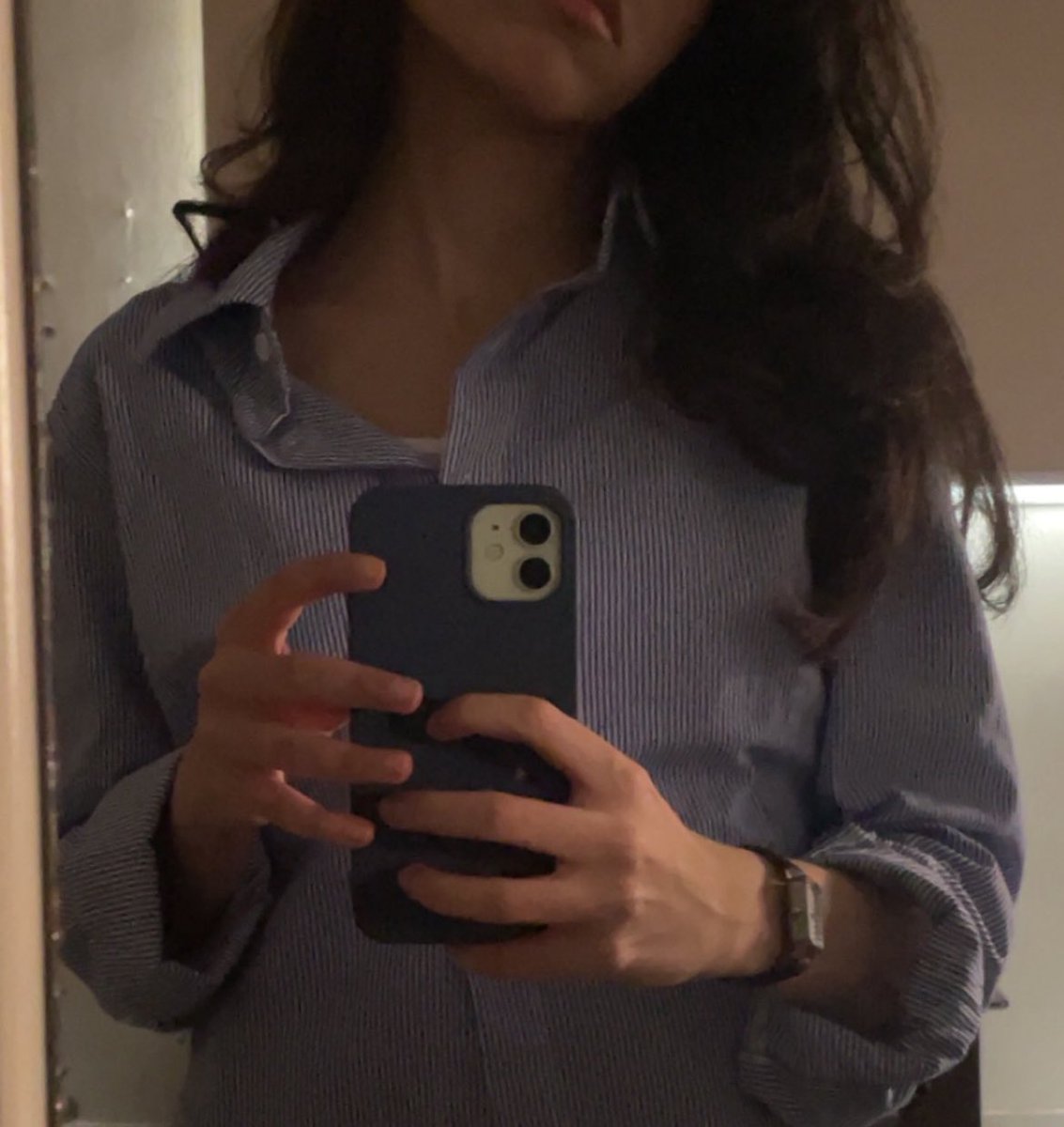 sundayHNNY's tweet photo. #iloveblue https://t.co/GU7paEntXB