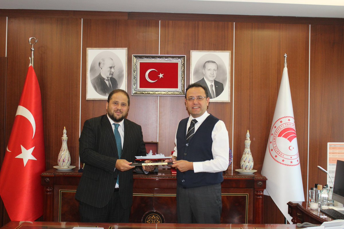 Onur Alp Başayar (@onuralpbasayar) on Twitter photo Tarım ve Orman Bakan Yardımcımız Ebubekir Gizligider’i ziyaret ettik. Sayın Bakan Yardımcımıza misafirperverliği ve ilgisi için teşekkür ederim. <a href="/TCTarim/">T.C. Tarım ve Orman Bakanlığı</a> <a href="/bekirgizligider/">Ebubekir GİZLİGİDER</a> Tarım ve Orman Bakan Yardımcımız Ebubekir Gizligider’i ziyaret ettik. Sayın Bakan Yardımcımıza misafirperverliği ve ilgisi için teşekkür ederim. <a href="/TCTarim/">T.C. Tarım ve Orman Bakanlığı</a> <a href="/bekirgizligider/">Ebubekir GİZLİGİDER</a>